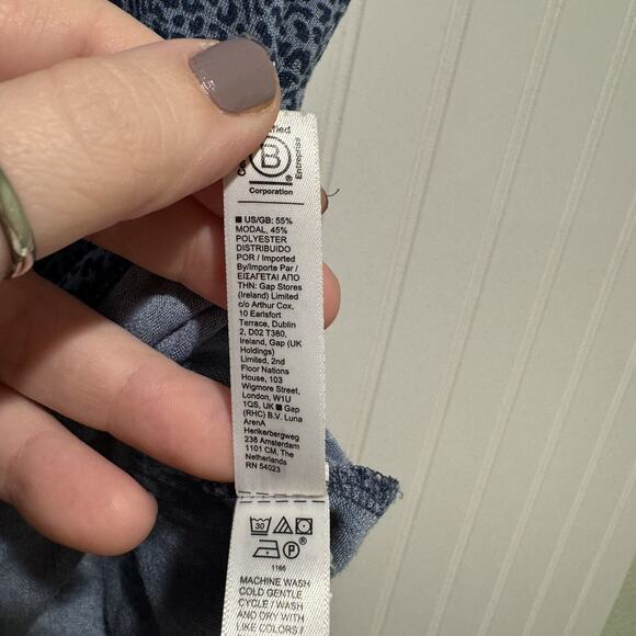 Athleta Breezy Scoop V Neck Tee Blue Leopard Size 1X - Picture 6 of 7